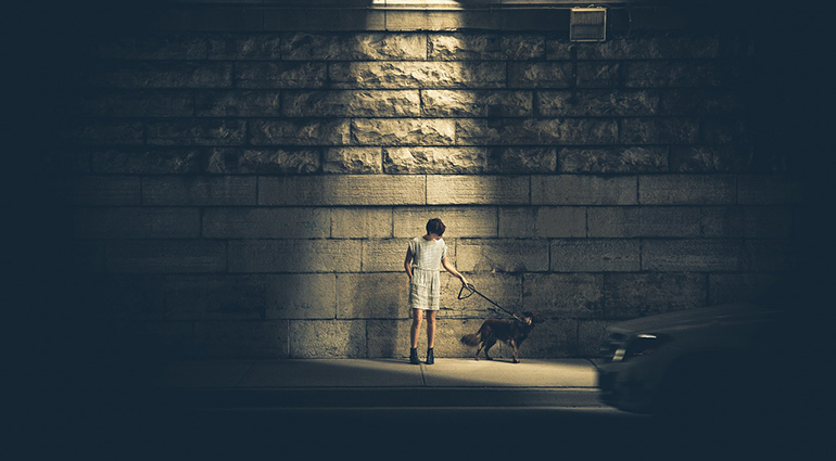 La oscuridad y la luz 